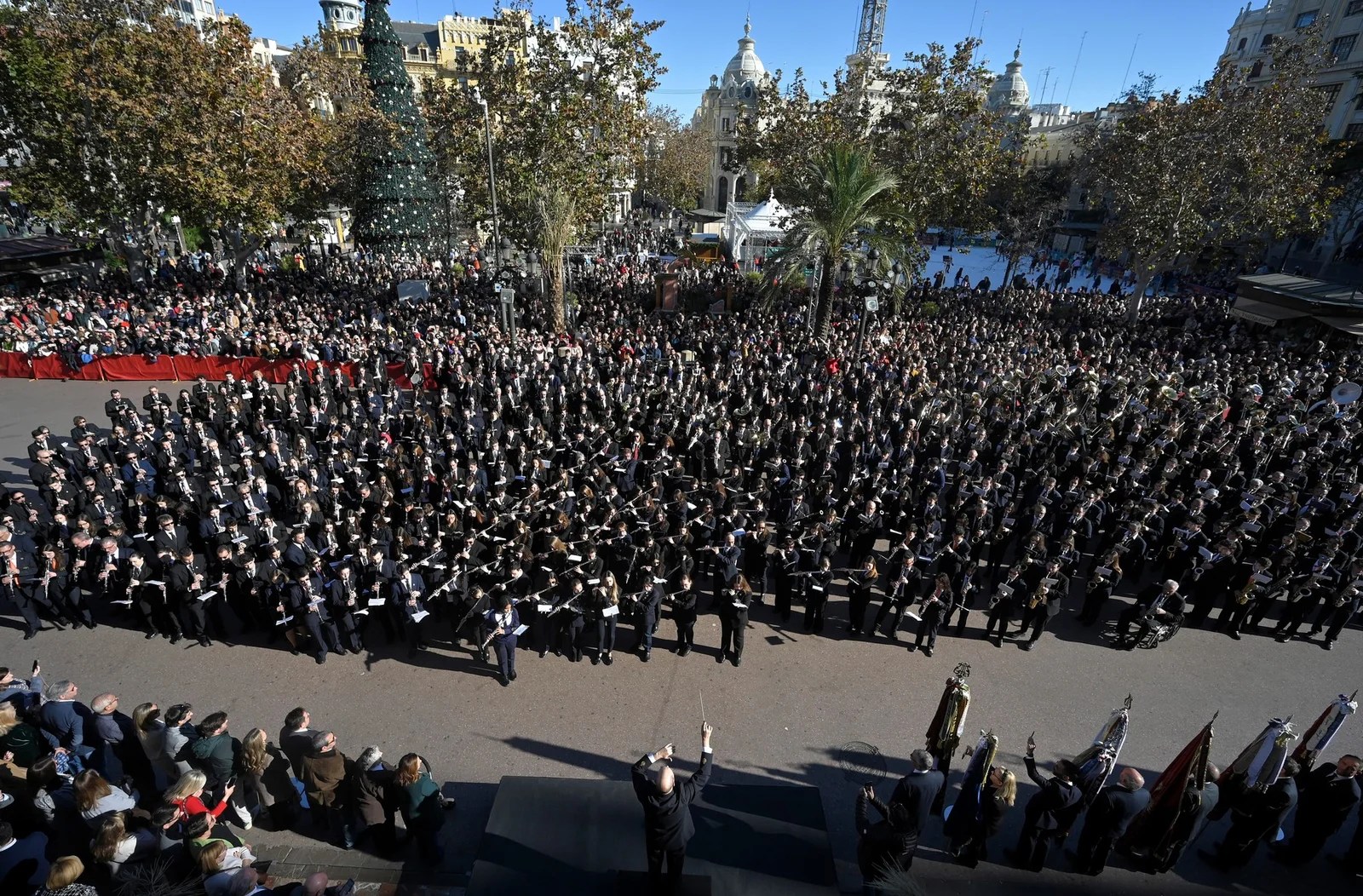 Multitudinario homenaje al Maestro Serrano en el 150 aniversario de su nacimiento