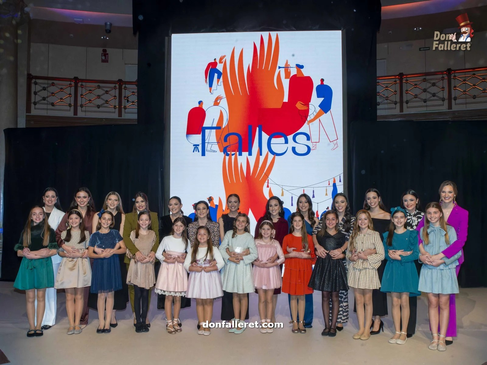 Esta es la imagen gráfica de las Fallas de Valencia 2024 3 Las Falleras Mayores de Valencia 2024 junto a sus Cortes de Honor