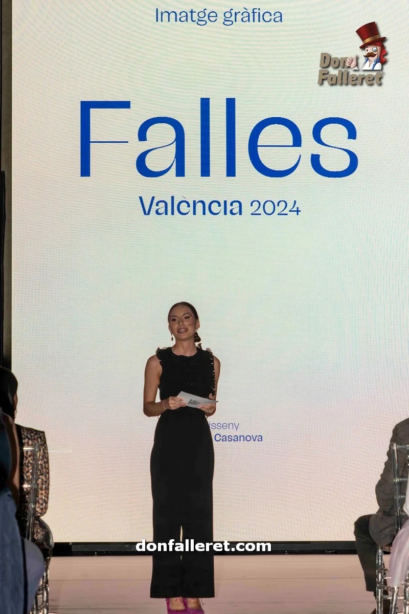 Esta es la imagen gráfica de las Fallas de Valencia 2024 4 La Fallera Mayor de València, María Estela Arlandis fue la presentadora del acto