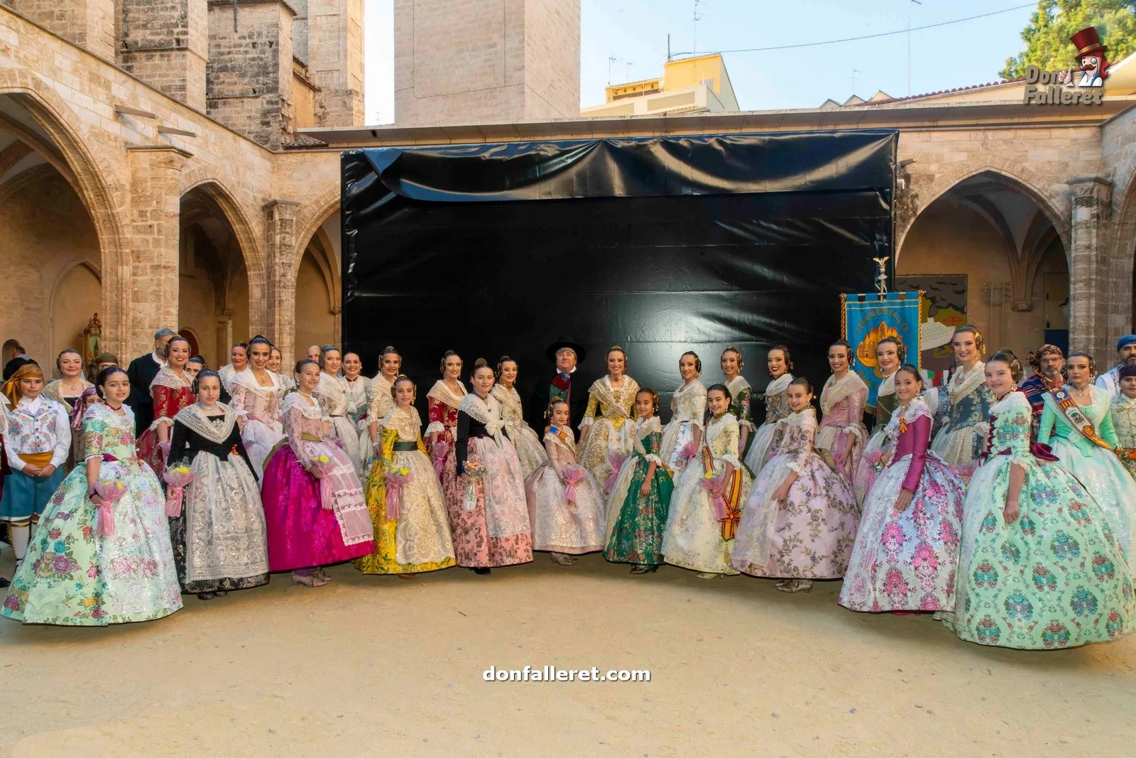 Presentación de bocetos de las Fallas 2024 del Barrio del Carmen FOTONOTICIA 4 Acto Presentacion Bocetos Fallas Barrio del Camen 44