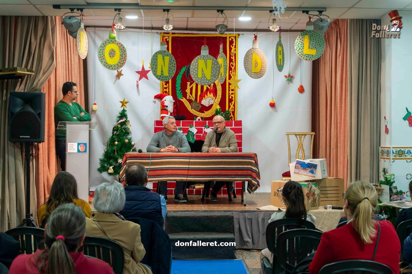 La información fallera a debate en la Falla La Berni 6 LaBerniPrensaFallera 4