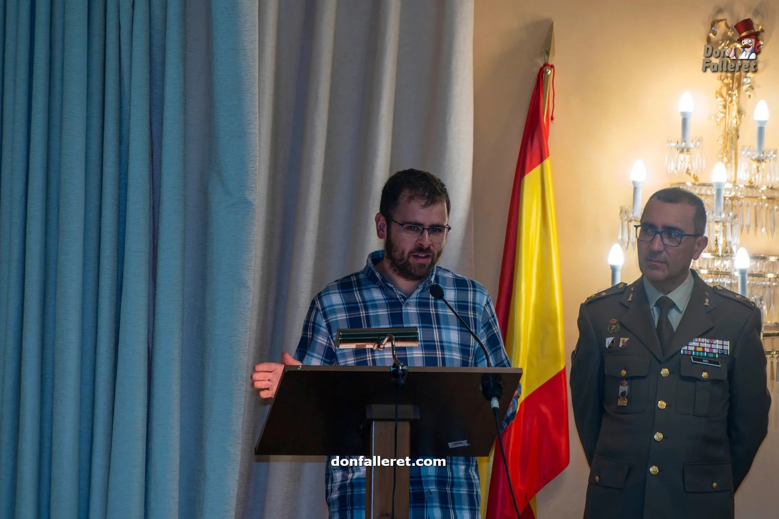 La Falla Zapadores presenta el Ninot Homenaje al compositor de su himno 3 Ninot Zapadores4