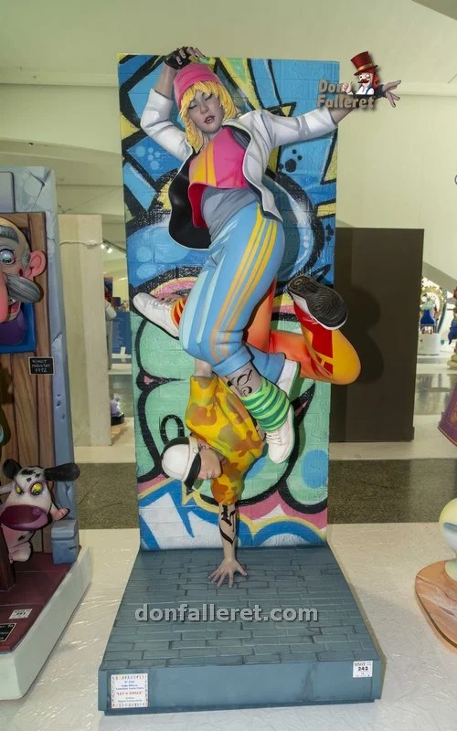 Estos son los Ninots Grandes premiados de la Exposición del Ninot Fallas de Valencia 2024 3 1A 5