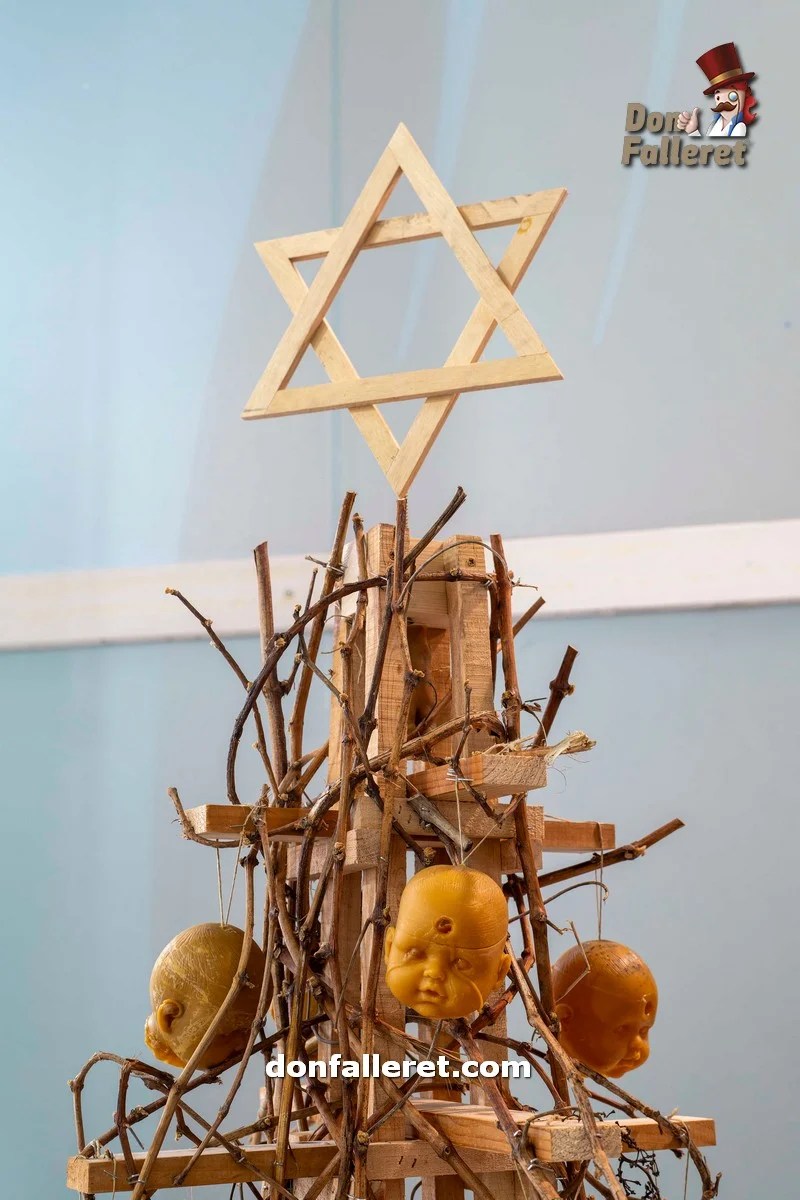 Abre sus puertas la Exposición del Ninot de las Fallas de Valencia 2024 6 Detalles Exposicion del Ninot 2024 Don Falleret 4