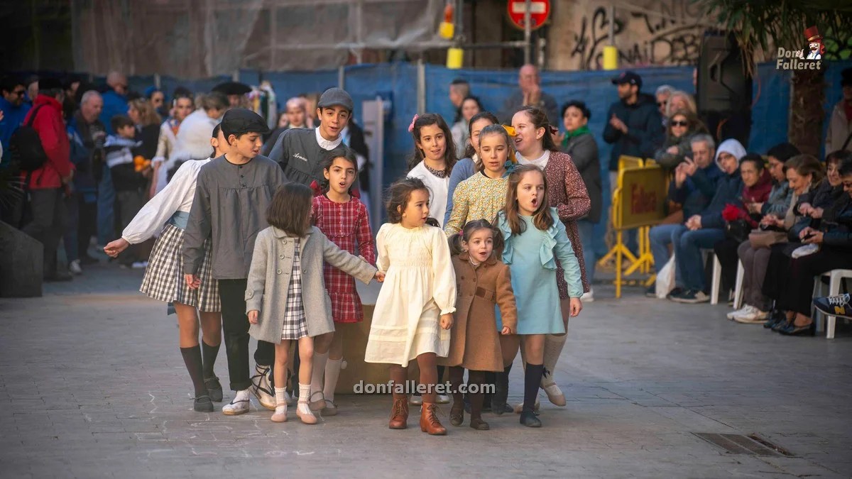 Una nueva edición del Cant de l'Estoreta donde los niños falleros son los protagonistas 4 Cant Estoreta 16