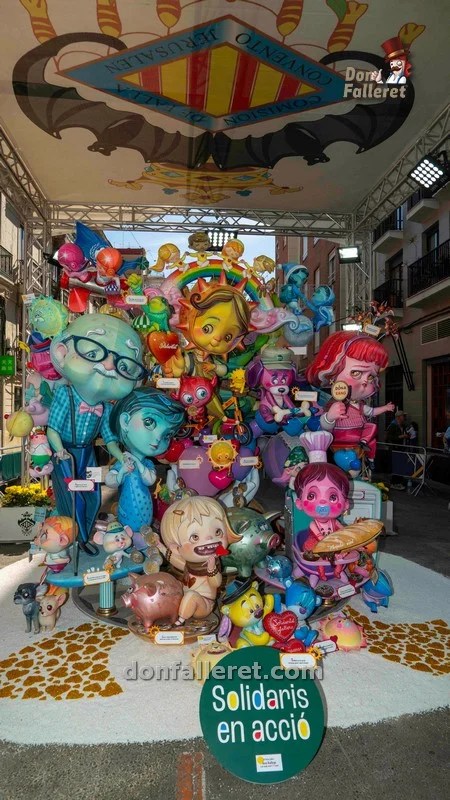 Convento Jerusalén-Matemático Marzal Gana el Primer Premio de la Sección Especial Infantil en las Fallas de Valencia 2024 21 Falla Convento 1