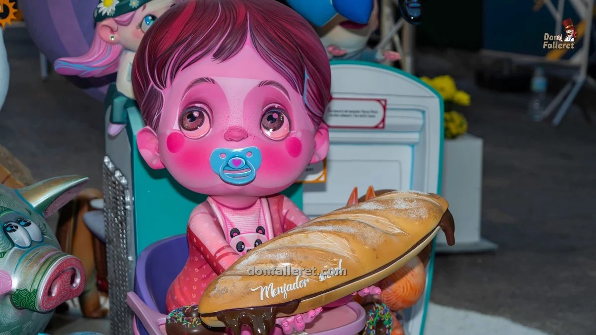 Convento Jerusalén-Matemático Marzal Gana el Primer Premio de la Sección Especial Infantil en las Fallas de Valencia 2024 4 Falla Convento 3