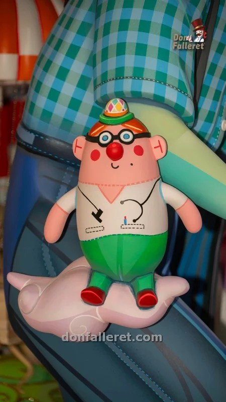 Convento Jerusalén-Matemático Marzal Gana el Primer Premio de la Sección Especial Infantil en las Fallas de Valencia 2024 13 Falla Convento 8