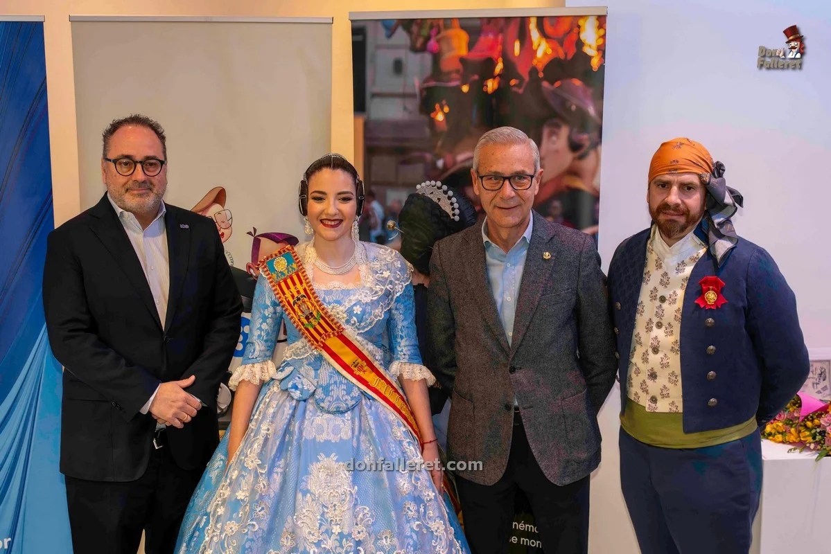 La Falla Ribera Convento Santa Clara celebra el Centenario de Telefónica 3 Falla Ribera Convento Santa Clara Centenario Telefonica Don Falleret 1