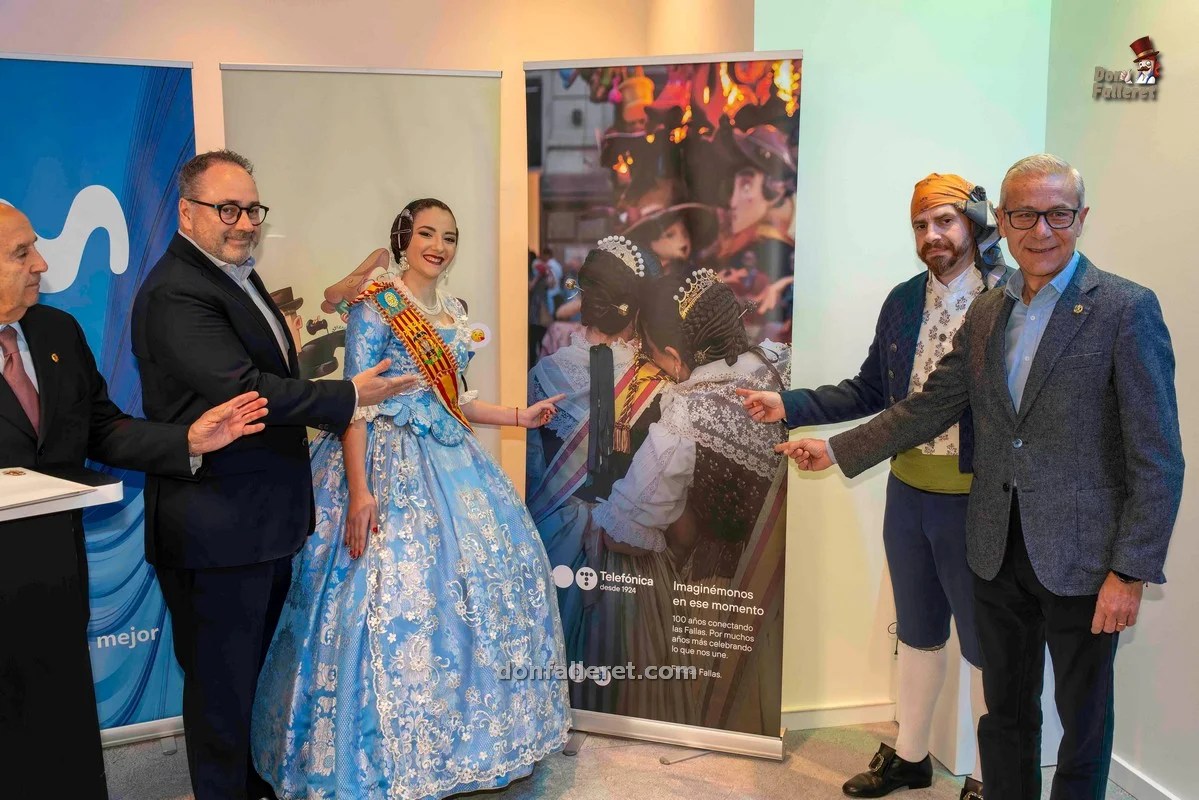 La Falla Ribera Convento Santa Clara celebra el Centenario de Telefónica 4 Falla Ribera Convento Santa Clara Centenario Telefonica Don Falleret 3