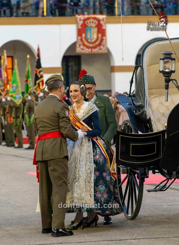 Las Fallas se vuelcan un año más en el Homenaje de las Fuerzas Armadas y Guardia Civil 3 Homenaje FFAA 15 edited