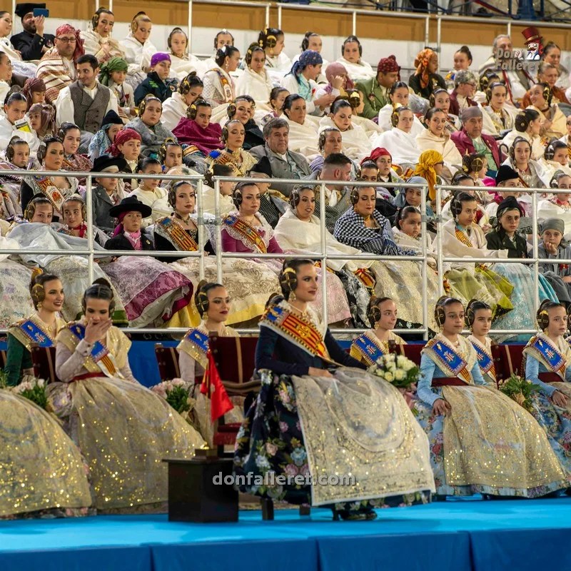Las Fallas se vuelcan un año más en el Homenaje de las Fuerzas Armadas y Guardia Civil 5 Homenaje FFAA 23 edited