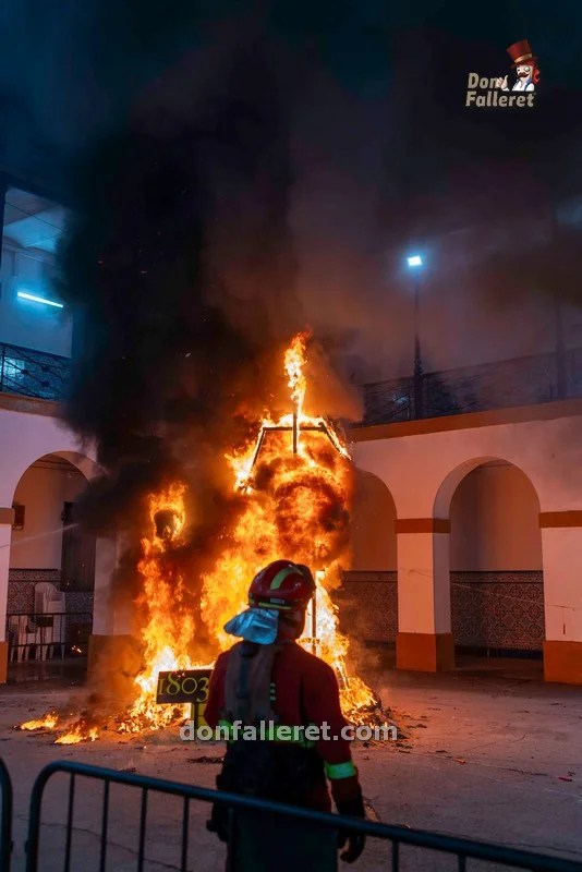 Las Fallas se vuelcan un año más en el Homenaje de las Fuerzas Armadas y Guardia Civil 17 Homenaje FFAA 49