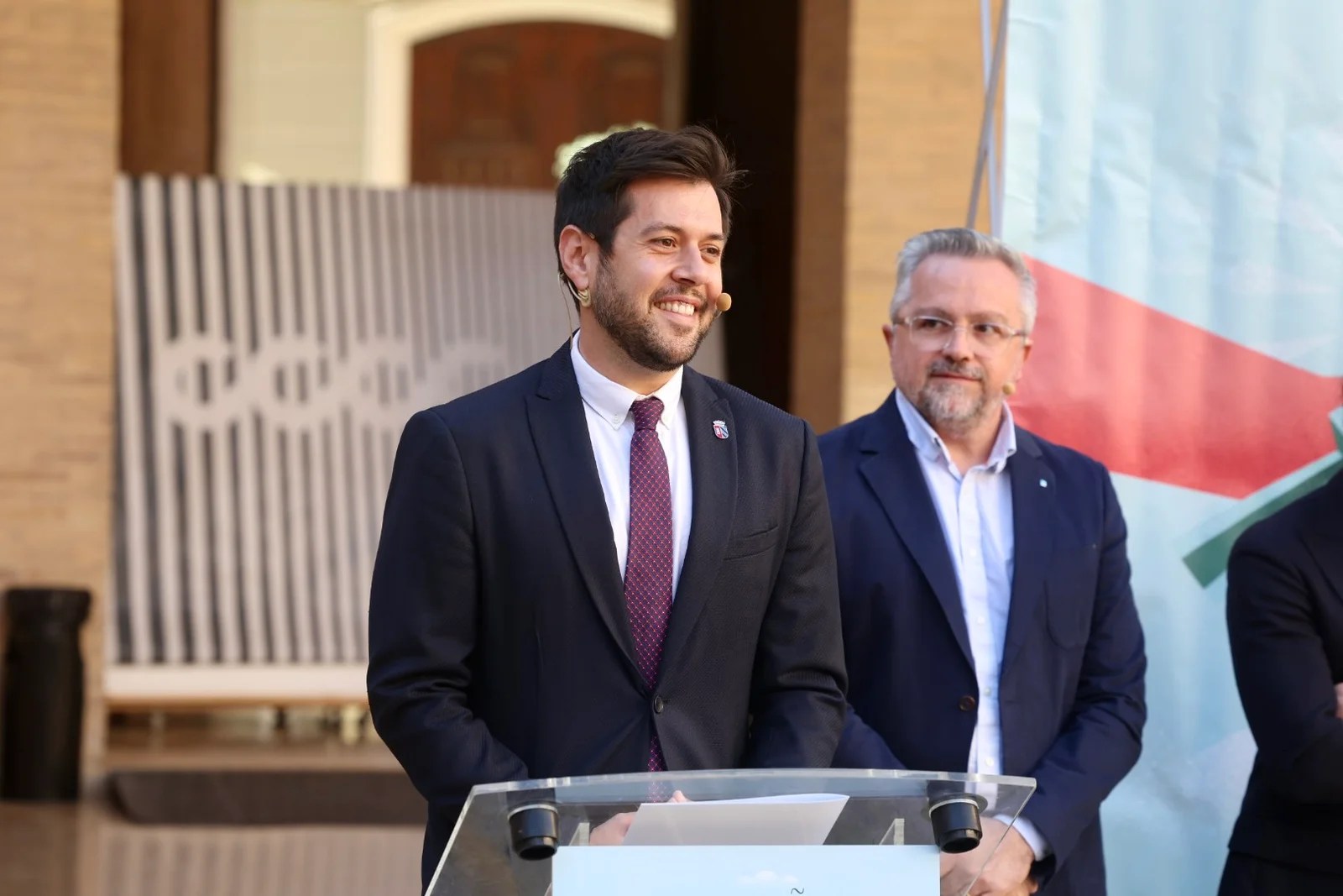 Las Fallas apuestan por reciclar el vidrio en La Reciclà 2024 de Ecovidrio 10 La Recicla 2024 13