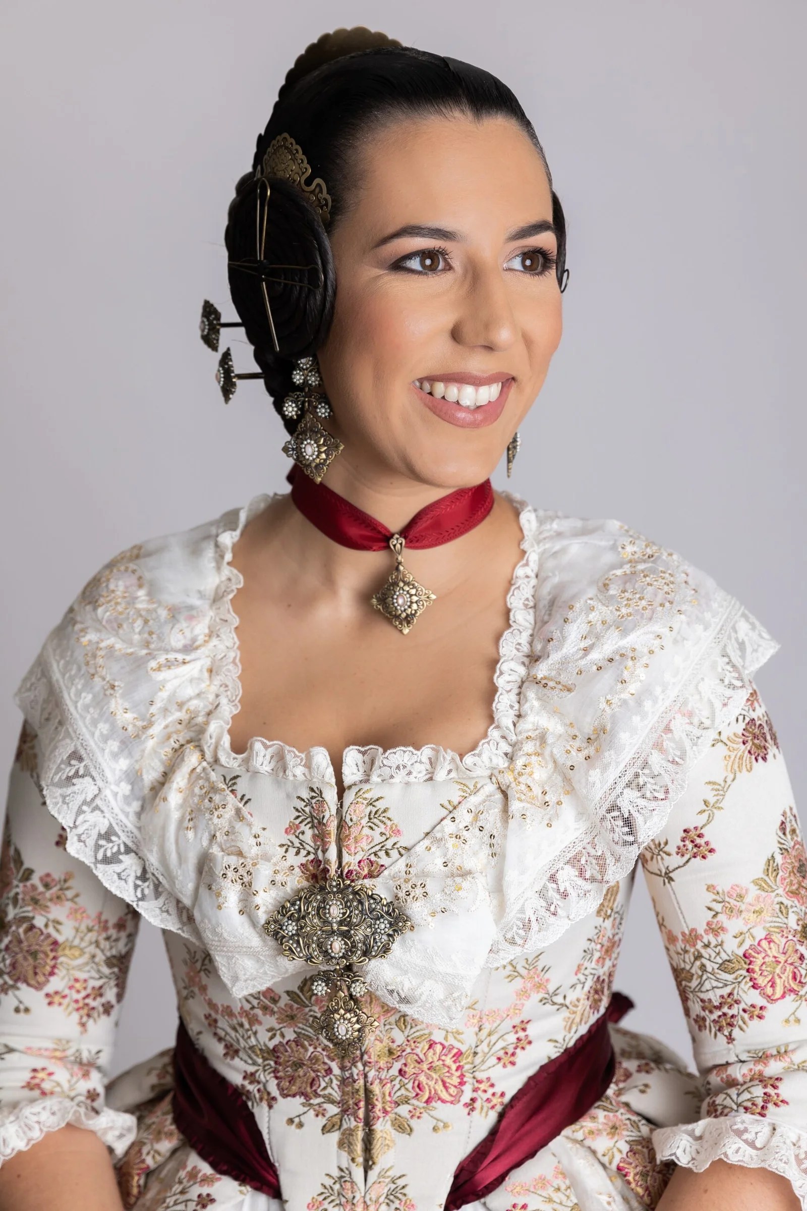 Candidatas preseleccionadas del Sector Patraix a Falleras Mayores de Valencia 2025 4 302 Lucia Sanchez Sanmartin scaled 1