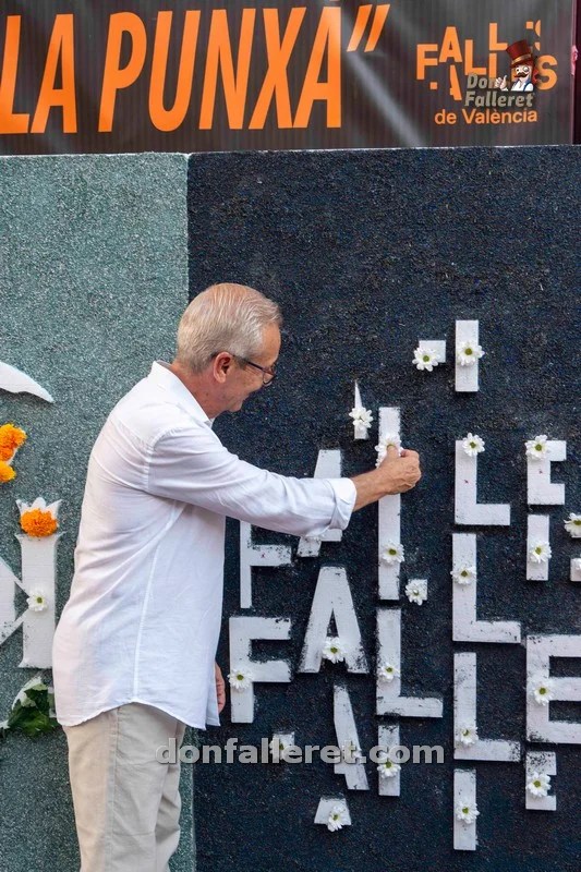 "Recuperem la Punxà" el grito de auxilio ante el ocaso de una tradición 33 Nit de la punxa 39