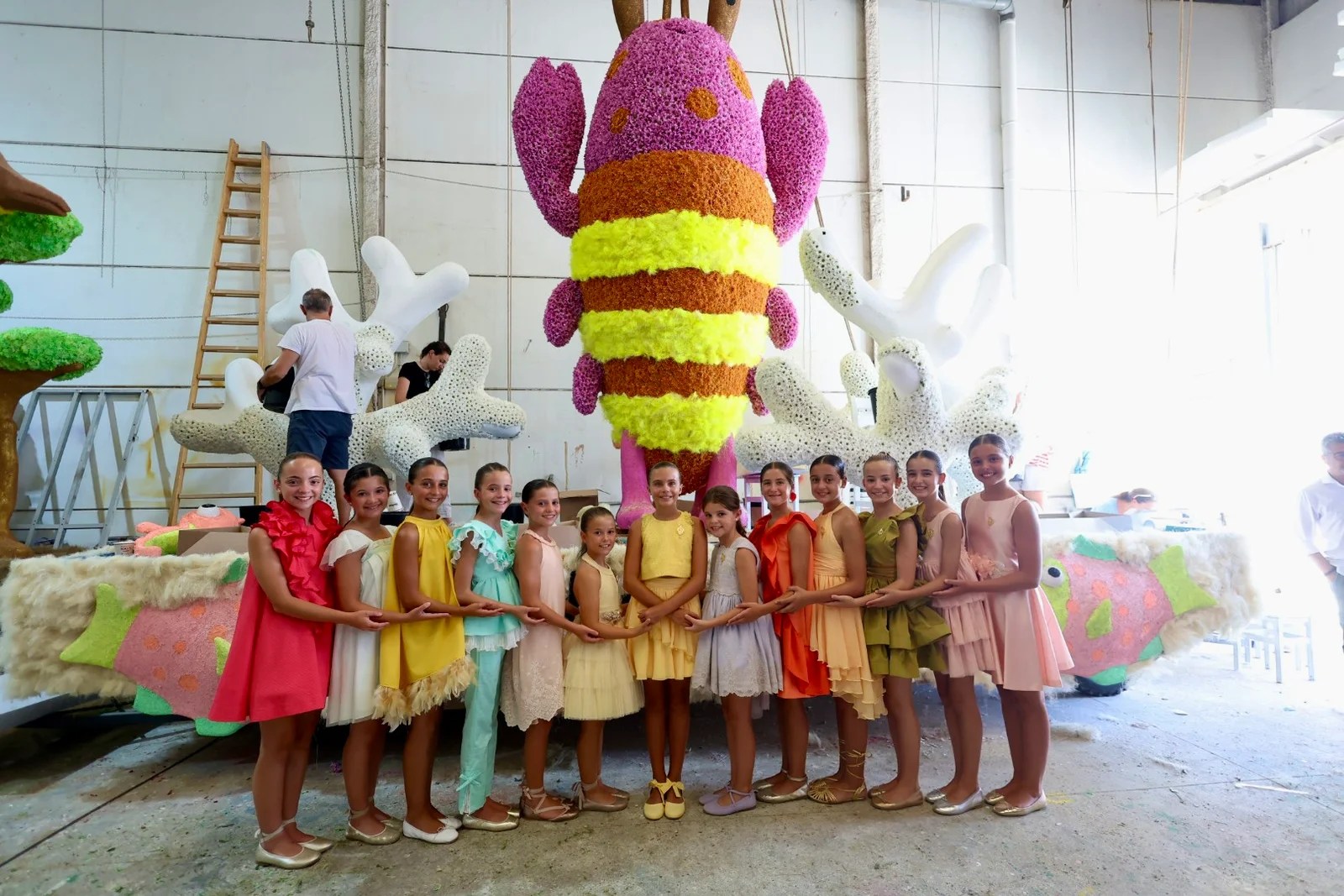 "Recuperem la Punxà" el grito de auxilio ante el ocaso de una tradición 6 visita talleres punxa 2025 batalla de flores 18