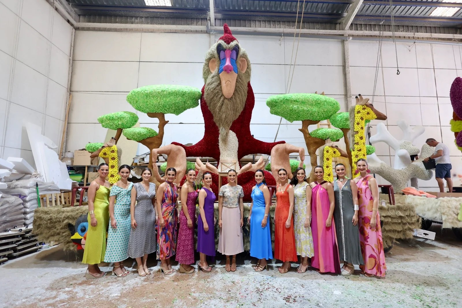 "Recuperem la Punxà" el grito de auxilio ante el ocaso de una tradición 99 visita talleres punxa 2025 batalla de flores 20