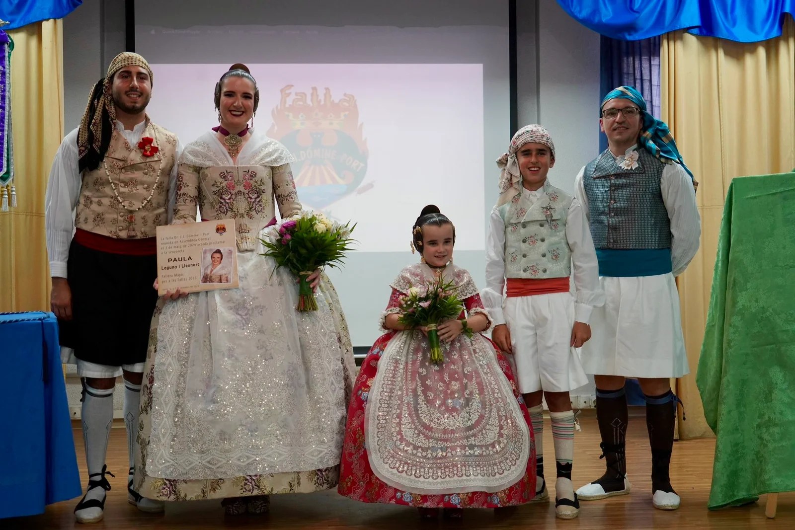 El viaje de Paula, Adriana y Nico comienza: los nuevos representantes de la falla Dr. J.J. Dómine – Port 1 Falla JJ Domine Port 1