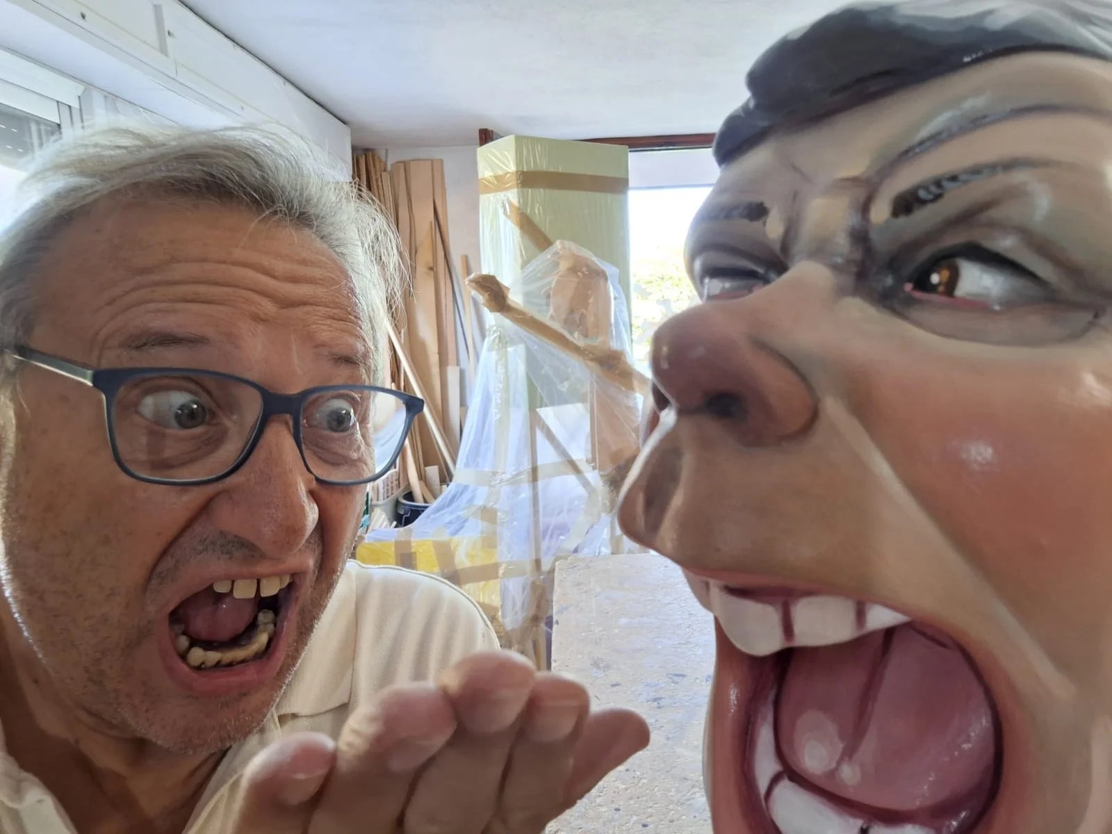 Los Ninots de la Falla Plaza Santa Cruz se rebelan: exigen explicaciones y cambios en las Fallas 2025 4 Los Ninots no entran en razón