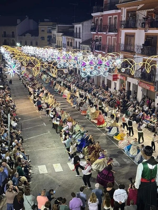 Momento de la celebración de la Dansà 2024 de la Font de la Figuera