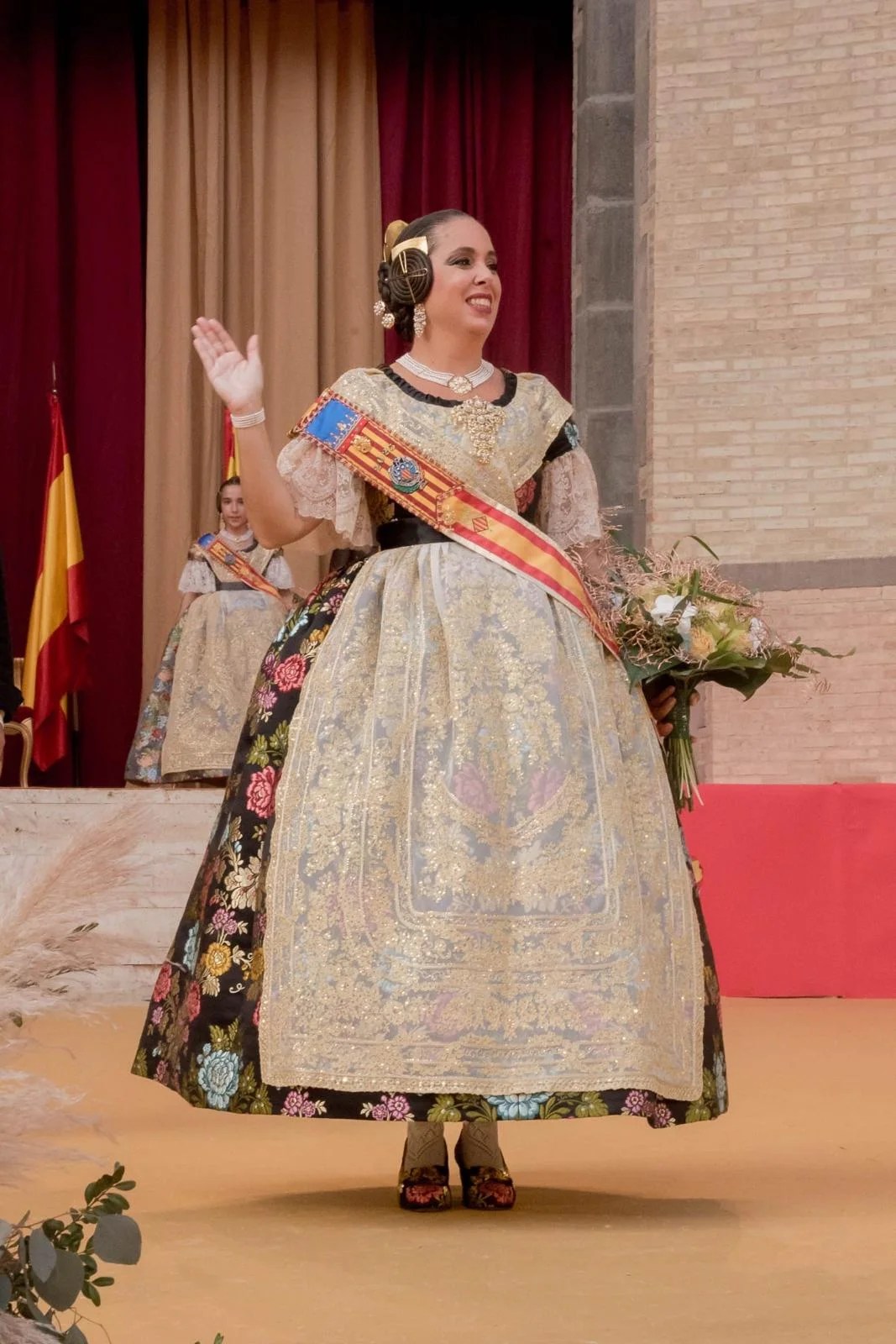 Julia Palanca y Teresa Aparicio exaltadas como Falleras Mayores de la FJFS 2025 3 Teresa Aparicio, Fallera Mayor de la FJFS 2025