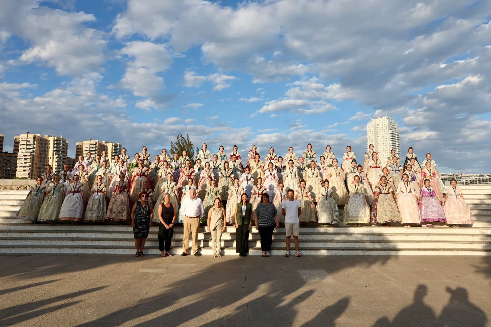 Las Candidatas a Fallera Mayor Infantil de Valencia Visitan el Museo Fallero: Un Viaje a la Historia de las Fallas 20 Candidatas a Fallera Mayor Infantil de Valencia 2025 junto al Jurado