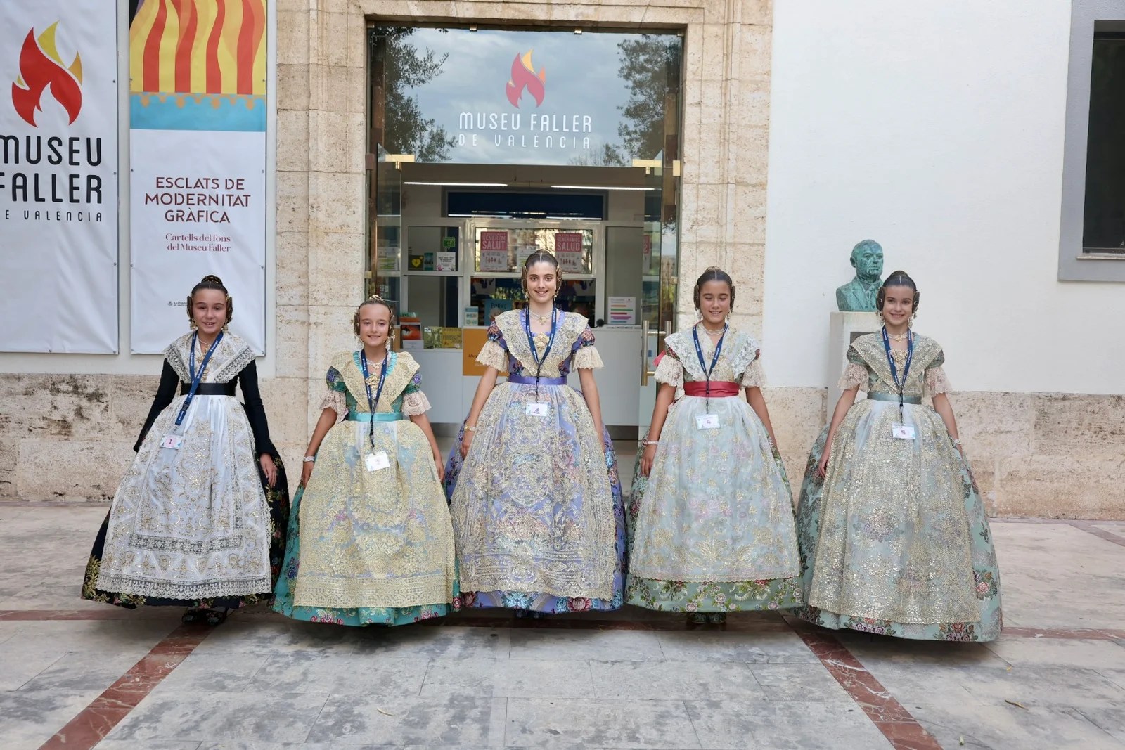 Las Candidatas a Fallera Mayor Infantil de Valencia Visitan el Museo Fallero: Un Viaje a la Historia de las Fallas 5 vISITA MUSEO FALLERO candidatas Fallera Mayor Infantil de Valencia 2025 6