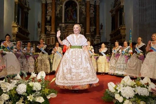 Exaltació de la Reina de l'Horta de Valéncia 2025, Merche Esplugues Rodríguez 1 Exaltacio de la Reina de lHorta de Valencia 2025 Merche Esplugues Rodriguez 10