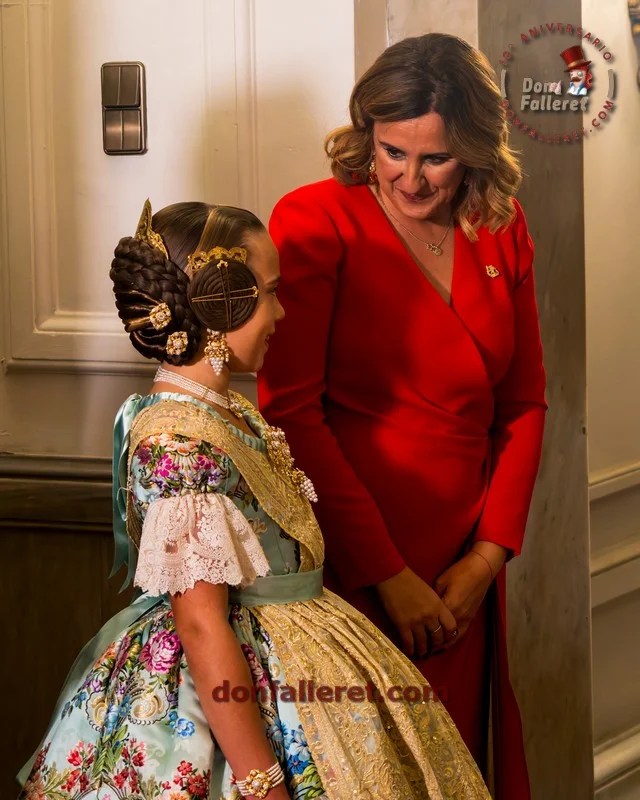 Confidencias de Lucía García Rivera, Fallera Mayor Infantil de Valencia 2025, con María José Catalá