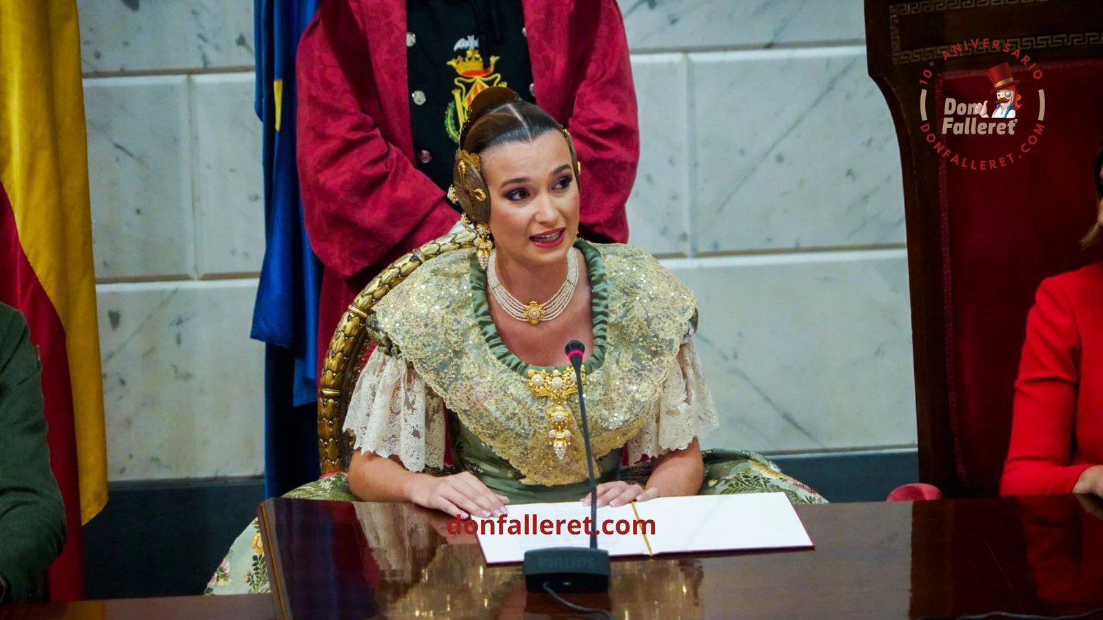 Discurso de Berta Peiró García, Fallera Mayor de Valencia 2025 1 Momento del discurso de Berta Peiró García, Fallera Mayor de Valencia 2025