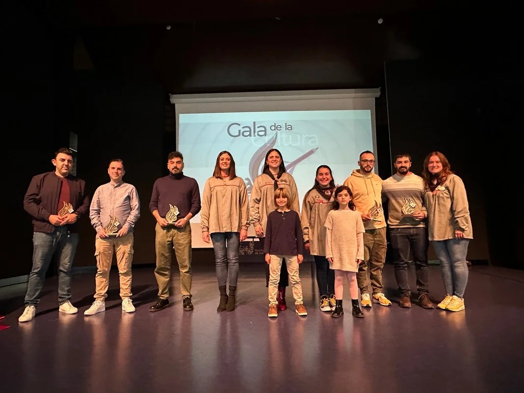 Premiados en los concursos culturales