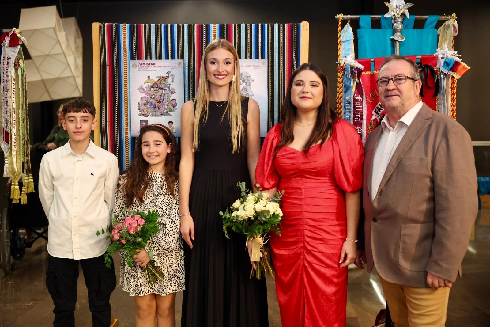 El Sector Algirós presenta los bocetos de las Fallas 2025 5 Presentacion bocetos Fallas 2025 Sector Algiros 38