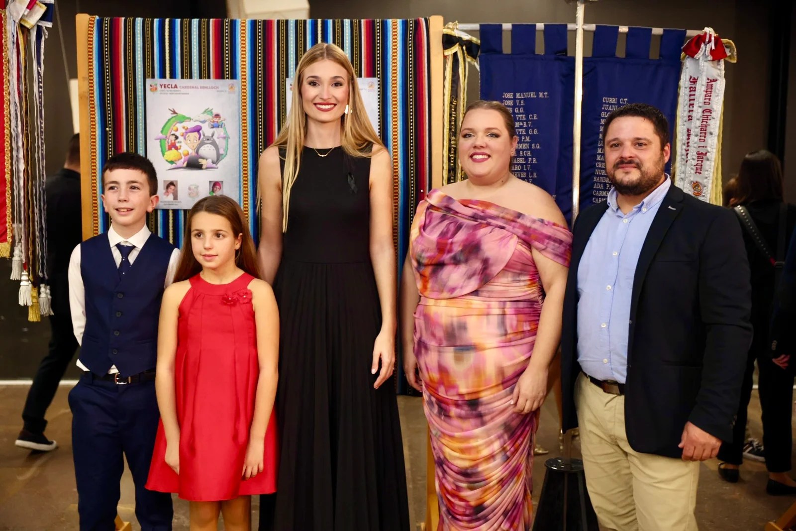 El Sector Algirós presenta los bocetos de las Fallas 2025 4 Presentacion bocetos Fallas 2025 Sector Algiros 41