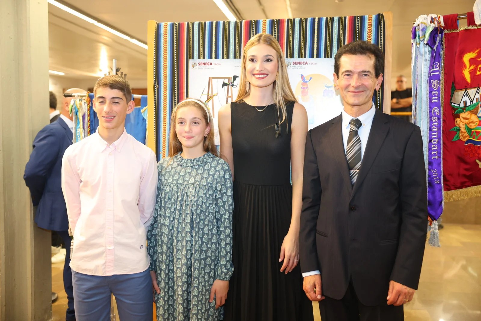 El Sector Algirós presenta los bocetos de las Fallas 2025 2 Presentacion bocetos Fallas 2025 Sector Algiros 44