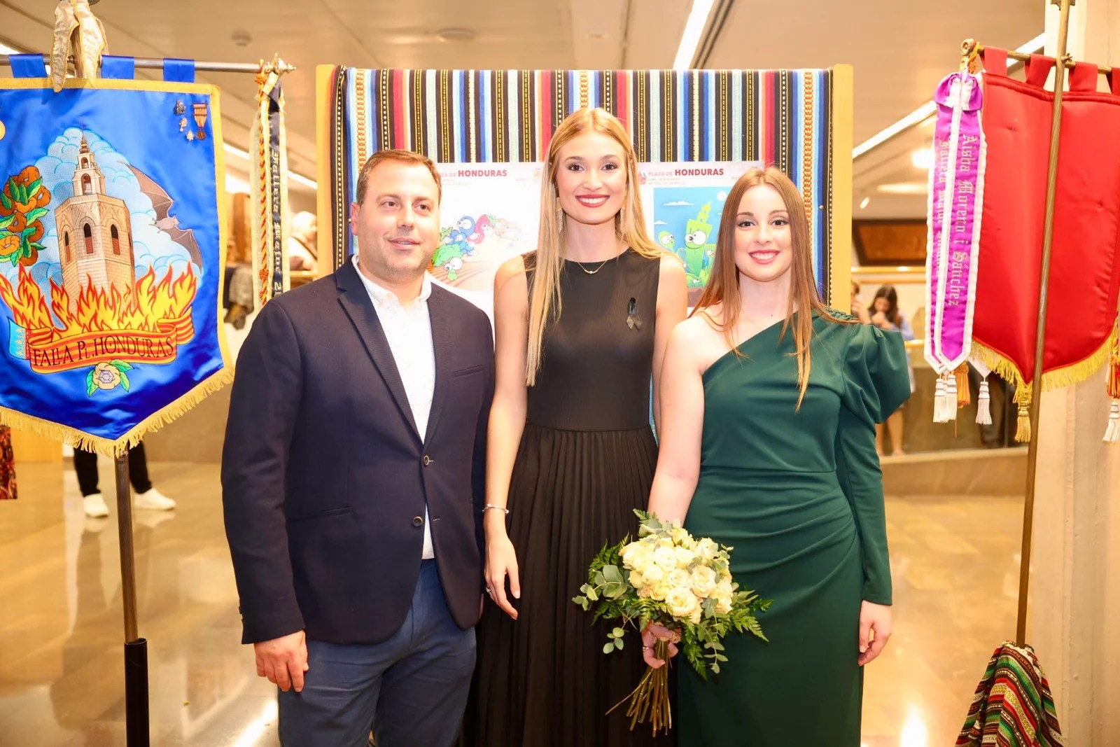 El Sector Algirós presenta los bocetos de las Fallas 2025 1 Presentacion bocetos Fallas 2025 Sector Algiros 45