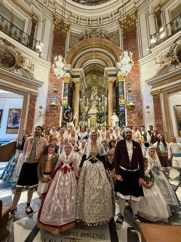 Celebración del 50 Aniversario de la Falla Cuenca-Tramoyeres-Guardia Civil en la Real Basílica de los Desamparados 5 50 Aniversario Falla Cuenca Tramoyeres La Guardia Civil 5