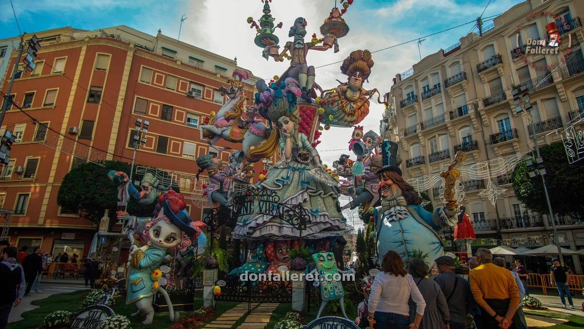 Programa Oficial de las Fallas de Valencia 2025 1 Falla Sueca-Literato Azorín 2024 - Foto: Pablo Garcés