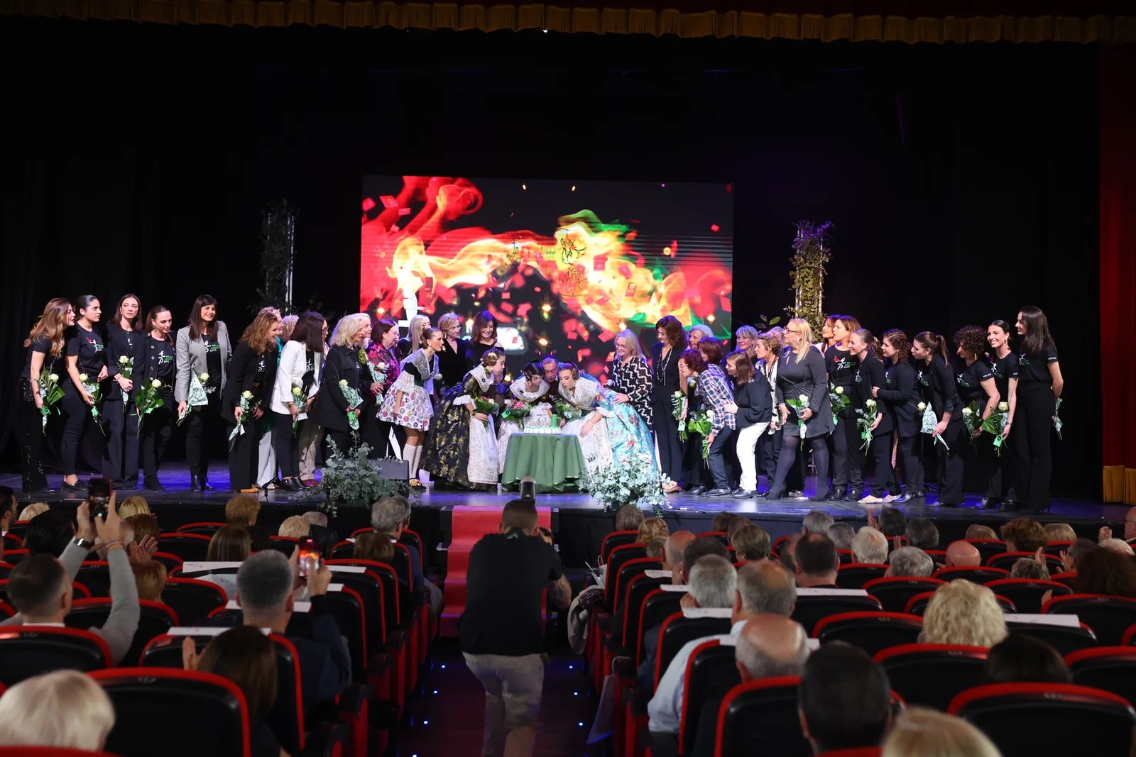 Na Jordana celebró la Gala de su 75 aniversario