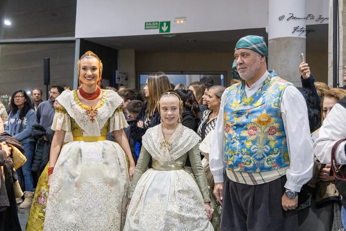 La Agrupación de Fallas del Marítimo presentó los bocetos de sus Fallas 2025