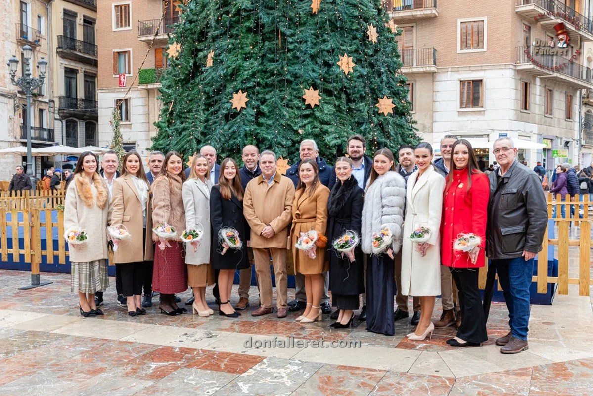 La Primera Ofrenda de la Federación de Fallas de 1ª A