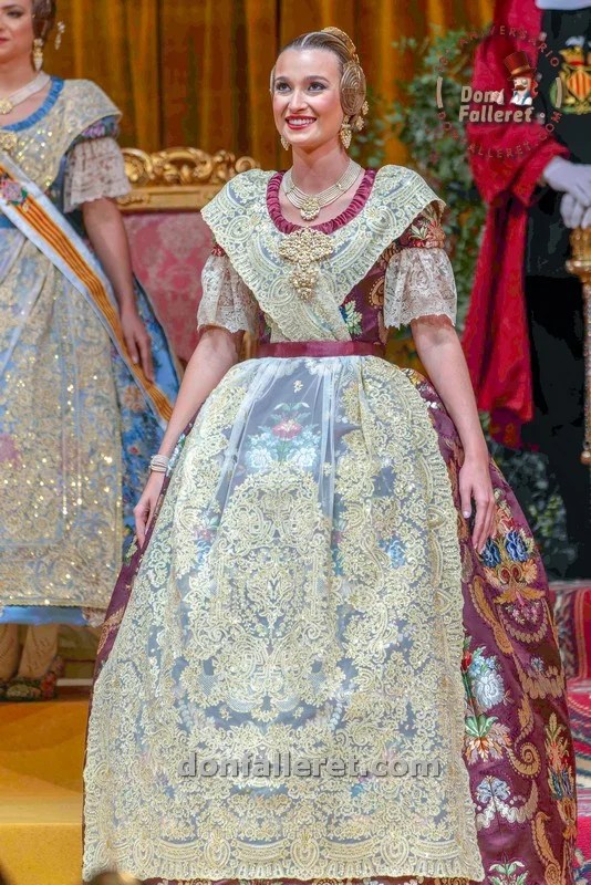 Así ha sido la emotiva Exaltación de Berta Peiró García, Fallera Mayor de Valencia 2025 4 exaltacion fmv 4 edited