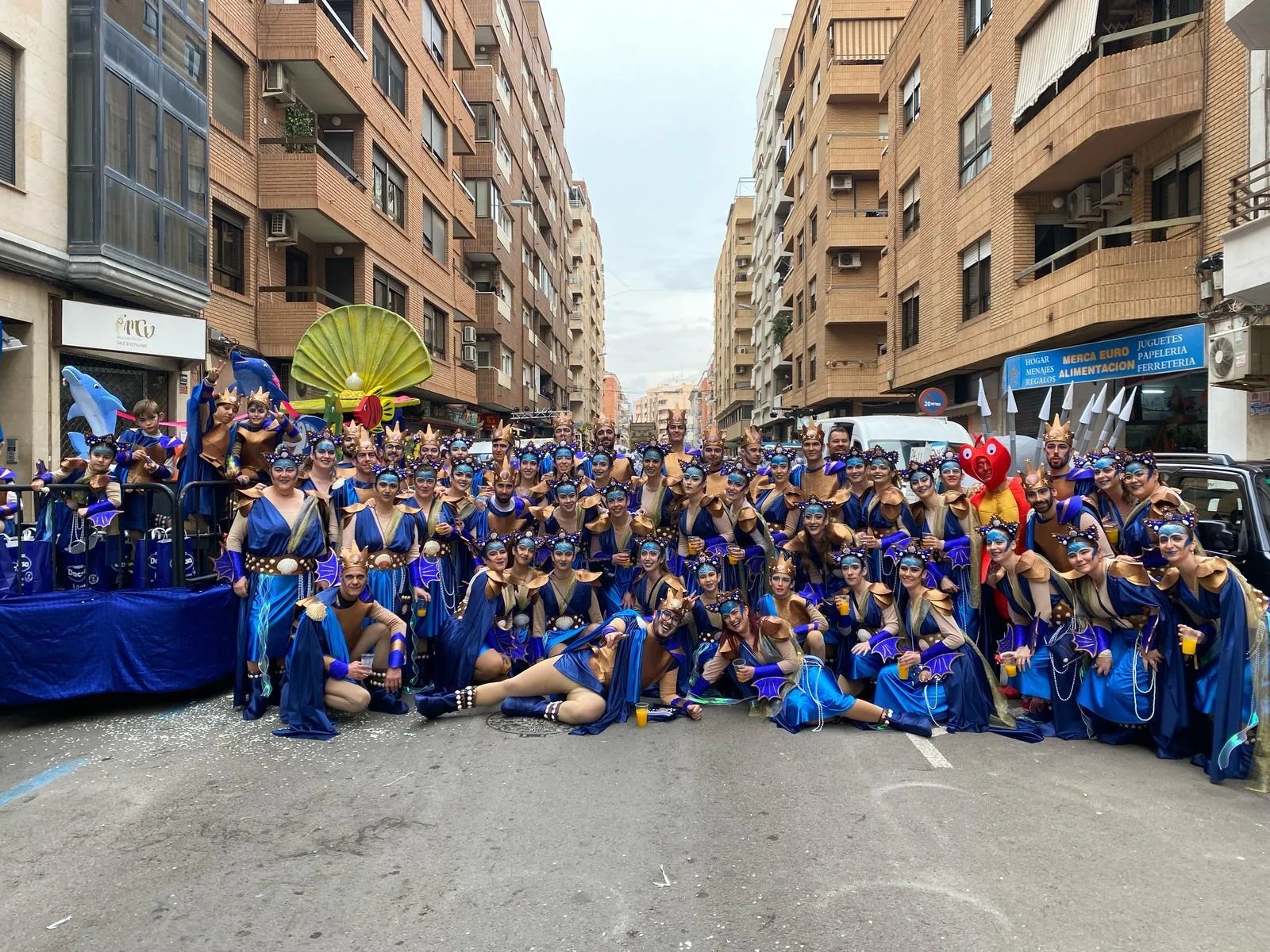 Así ha vivido las Fallas de Sagunto el fin de semana 3 Falla Romano en la Cabalgata