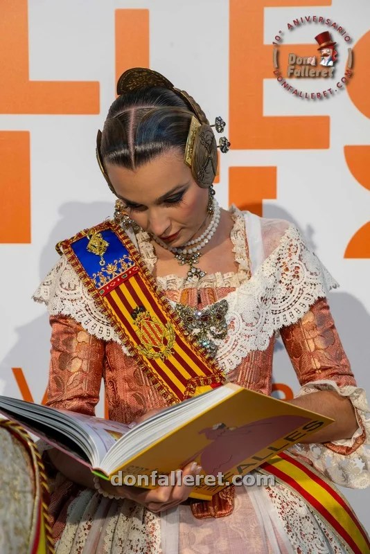 Presentado el Libro Oficial Fallero 2025 13 Presentacion Llibre Faller 2025 41