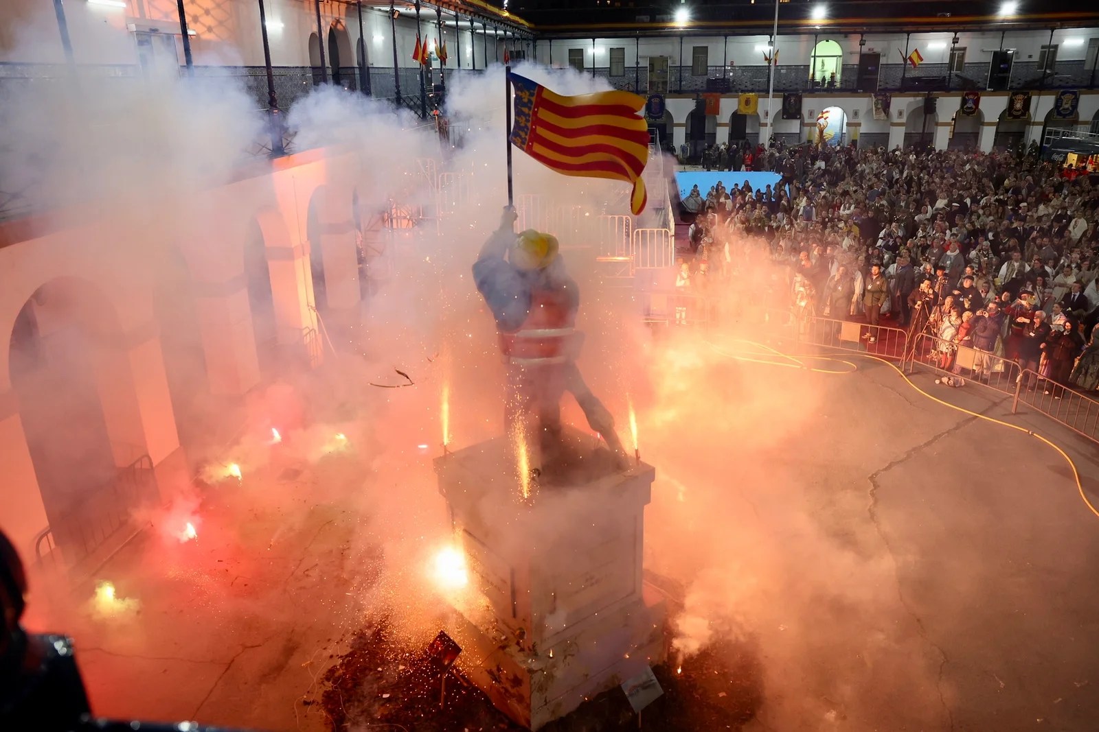 La Falla de las Fuerzas Armadas y la Guardia Civil 13 Falla de las Fuerzas Armadas y Guardia Civil 2025 127
