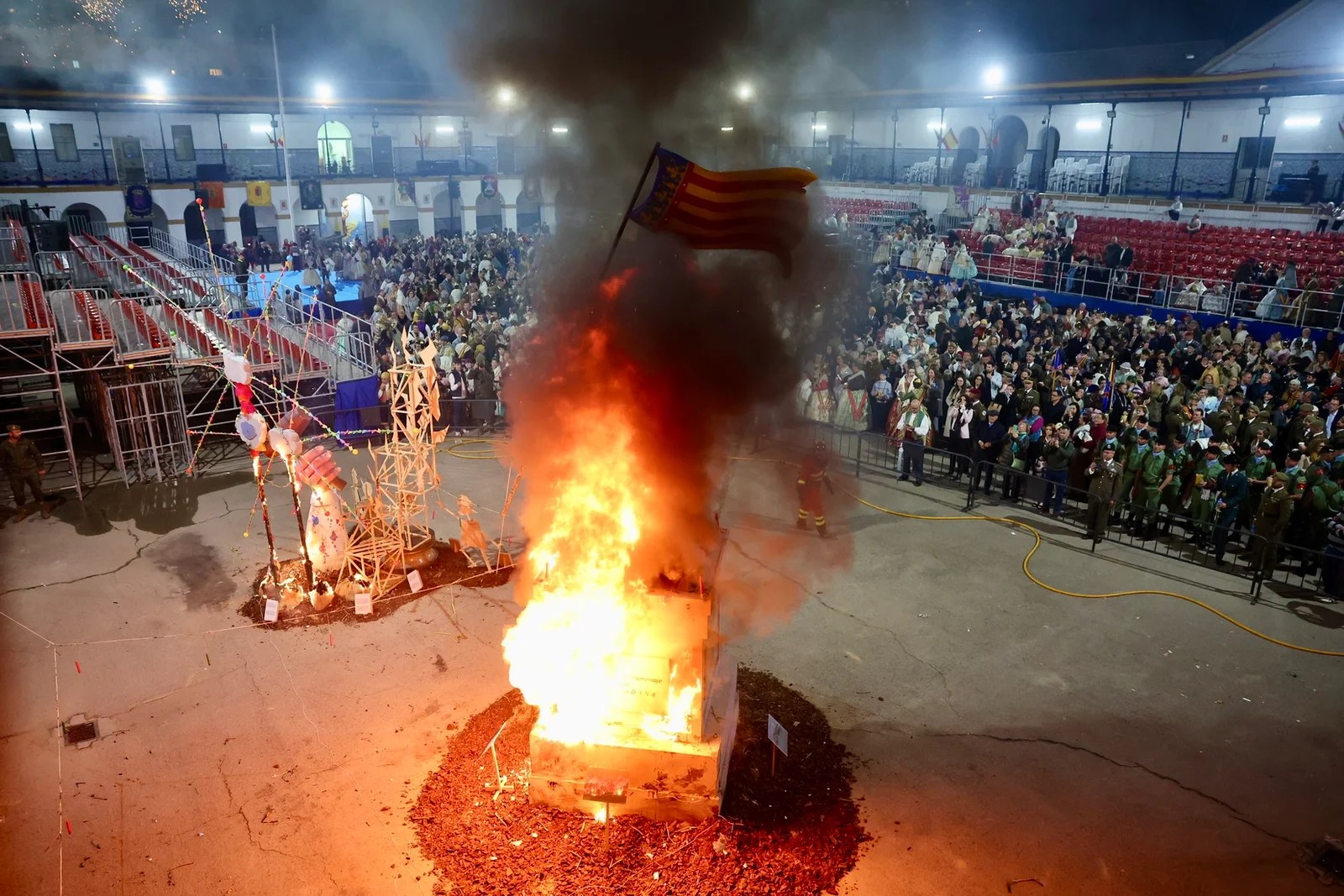 La Falla de las Fuerzas Armadas y la Guardia Civil 14 Falla de las Fuerzas Armadas y Guardia Civil 2025 59