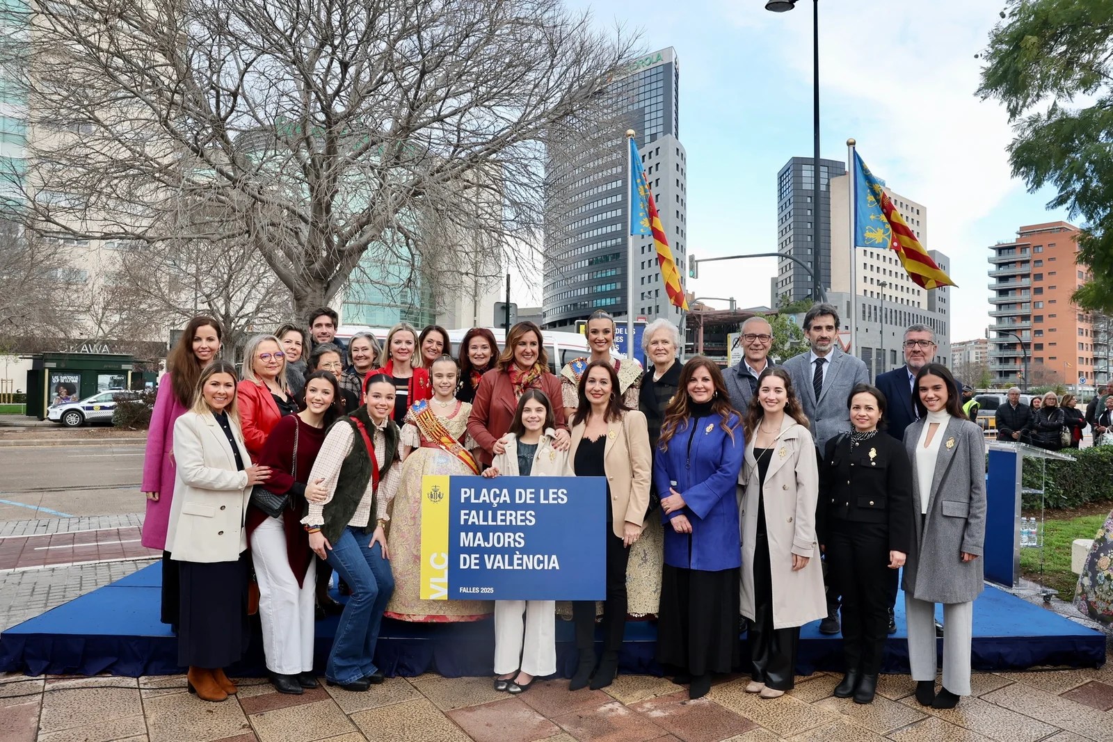 Esta es la Plaza dedicada a las Falleras Mayores de Valencia 5 Plaza FFMM de Valencia 16