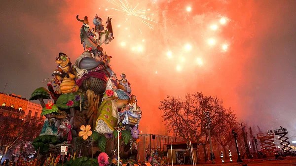 cremà_falla_municipal_2025