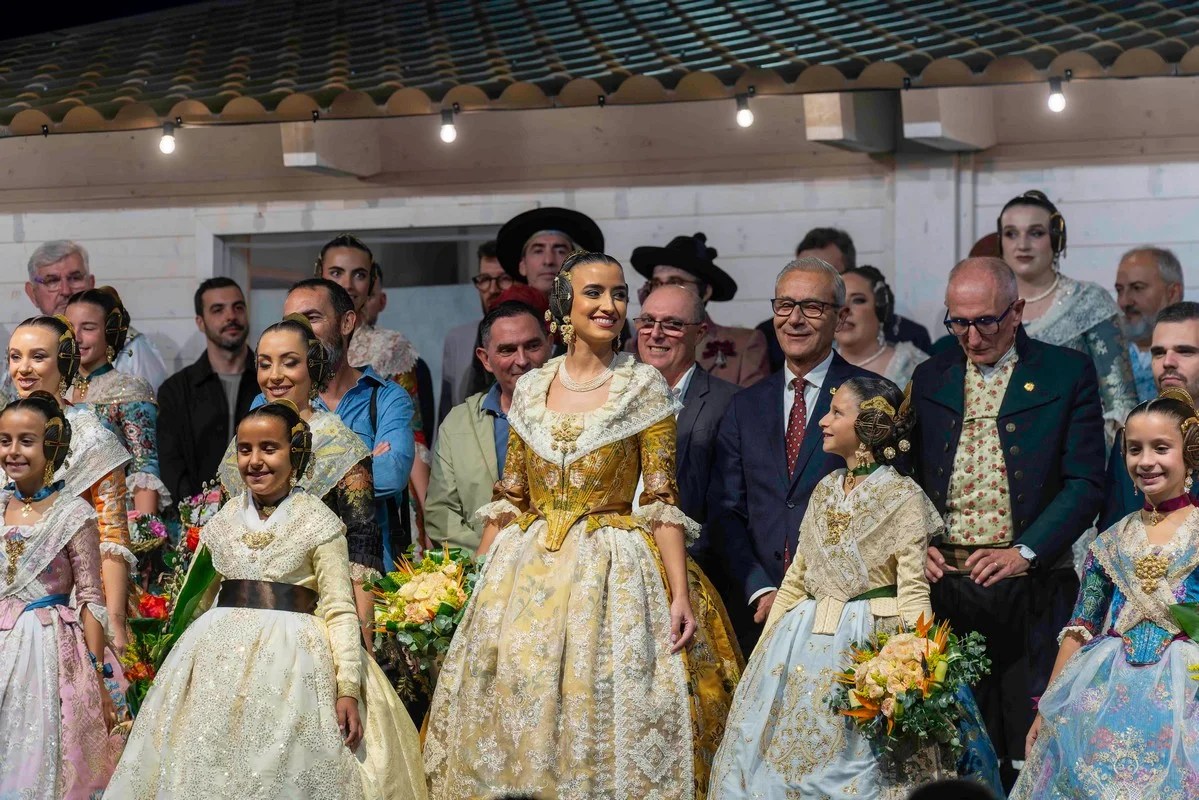 Fallas de Valencia: Así fue "Una Festa per a Tots 2026" 4 Las Falleras Mayores de Valencia 2026, recibidas por las comisiones de la Fed. Fallas de Especial. Foto: Pablo Garcés