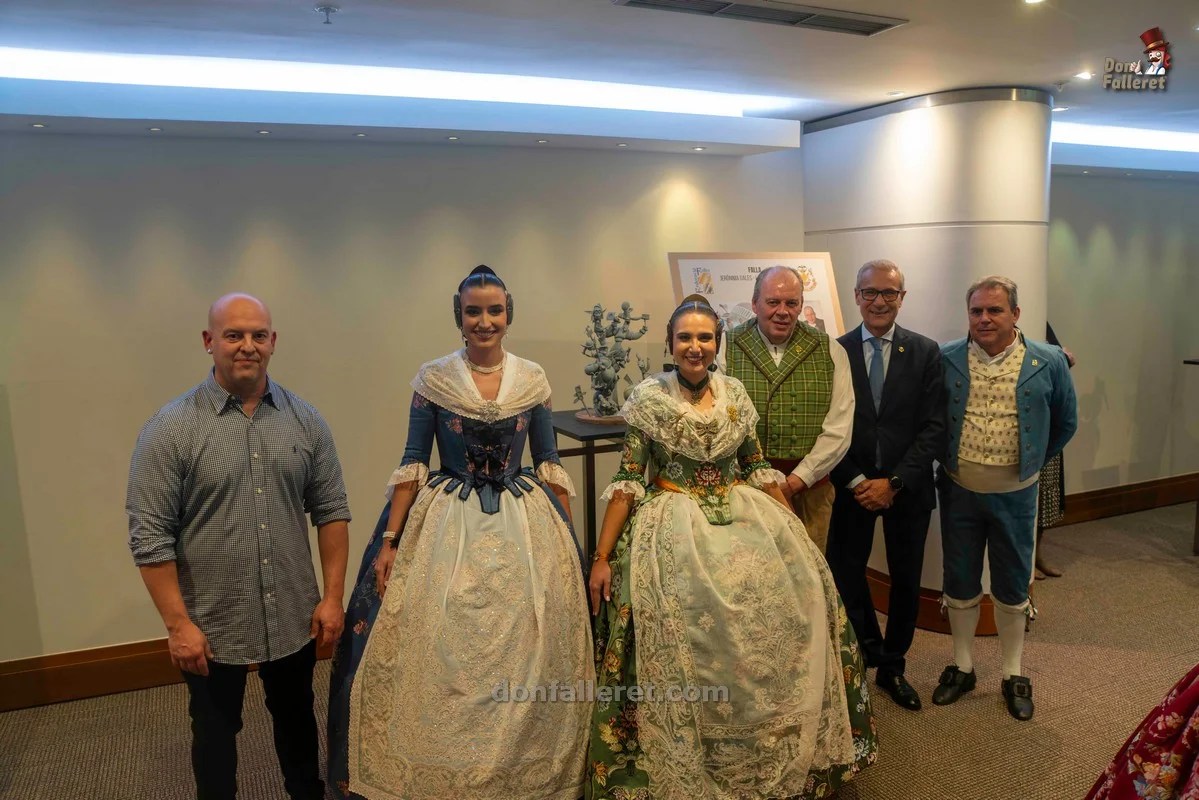 Lo mejor del acto de presentación de las Fallas 2026 de Primera A 8 Falla Jerónima Gales – Litógrafo Pascual y Abad